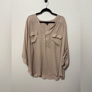 Torrid Harper 3/4 Sleeve Pullover Blouse Size 4 Beige/ Tan